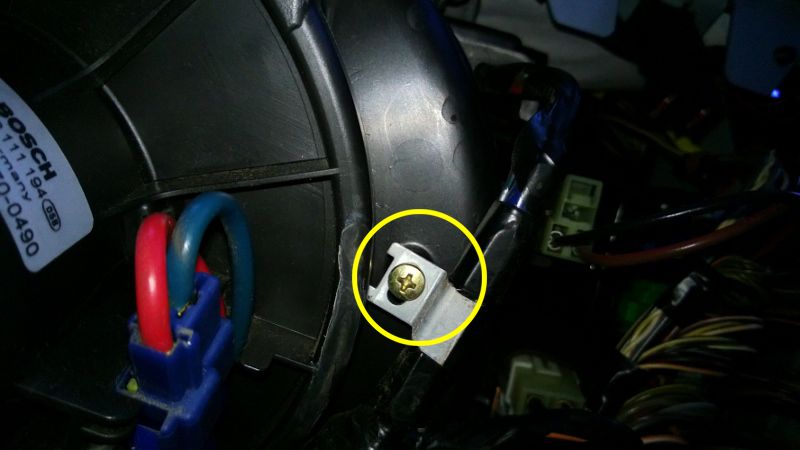 discovery 3 starter motor removal