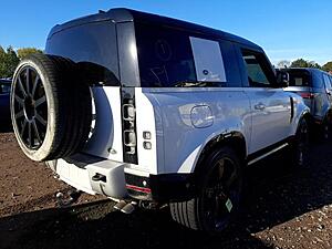 Prototype Defender V8 For Sale-0f82e3141f024b4d878de949453a6bba_ful.jpg