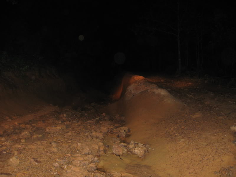 Name:  042-1.jpg
Views: 76
Size:  49.9 KB