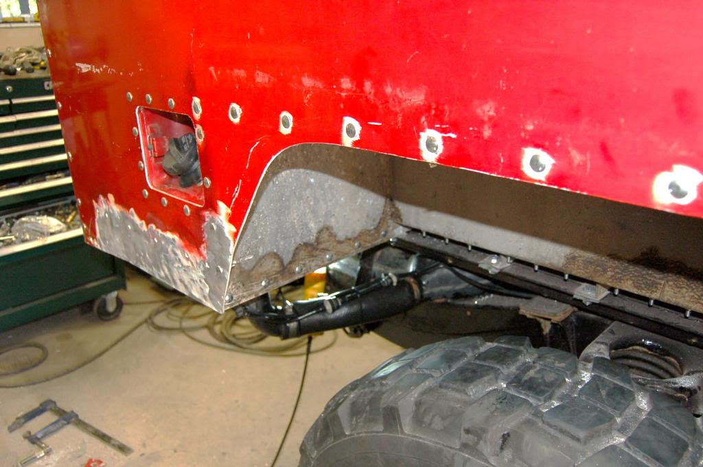 Name:  bodyside009.jpg
Views: 167
Size:  96.4 KB