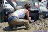 2003 Disco V8 swap with AJ-V8 ???-2_defender_girls_stuck_in_mud_013.jpg