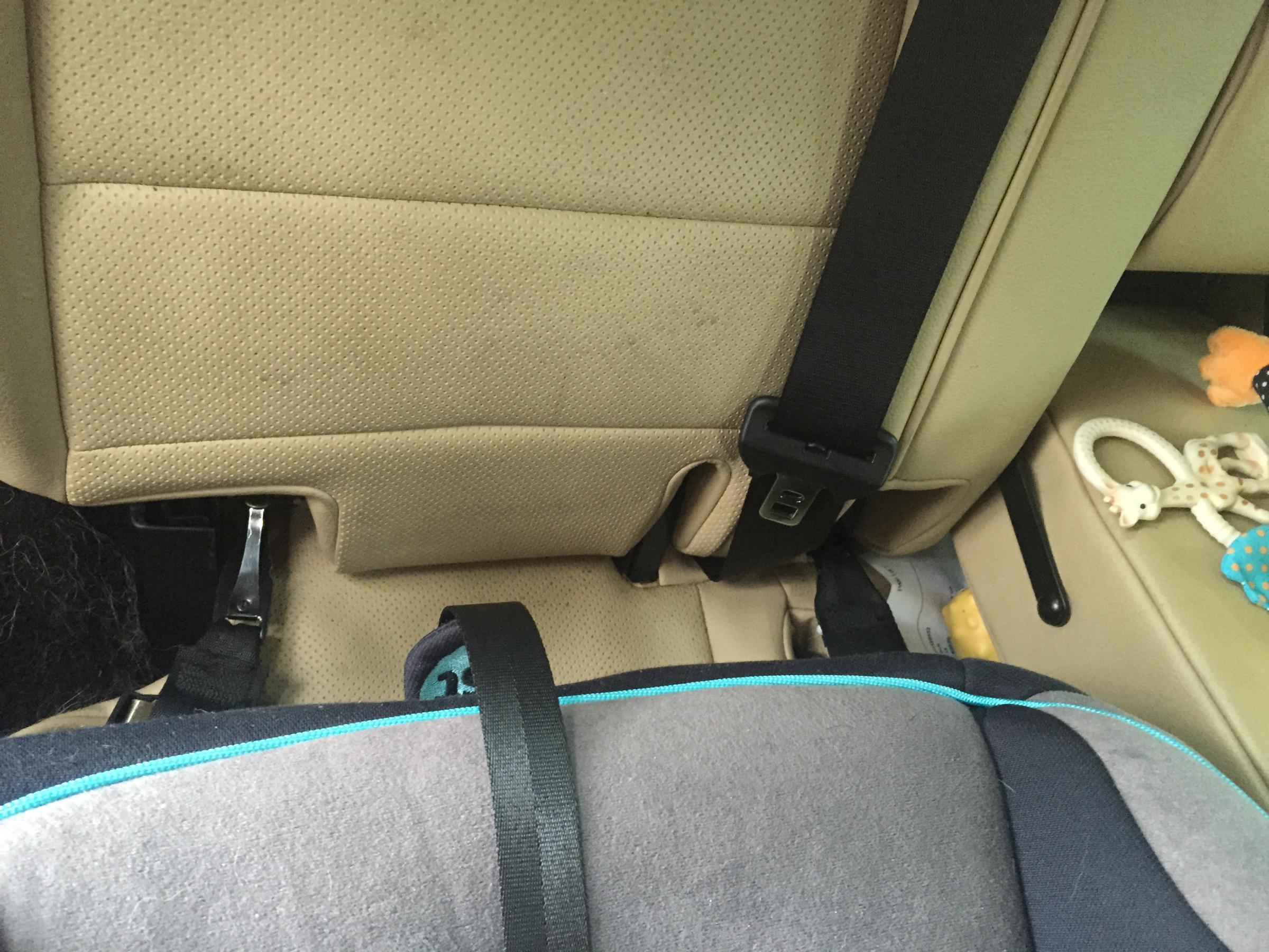 Baby car seat installation - Land Rover Forums - Land Rover Enthusiast ...