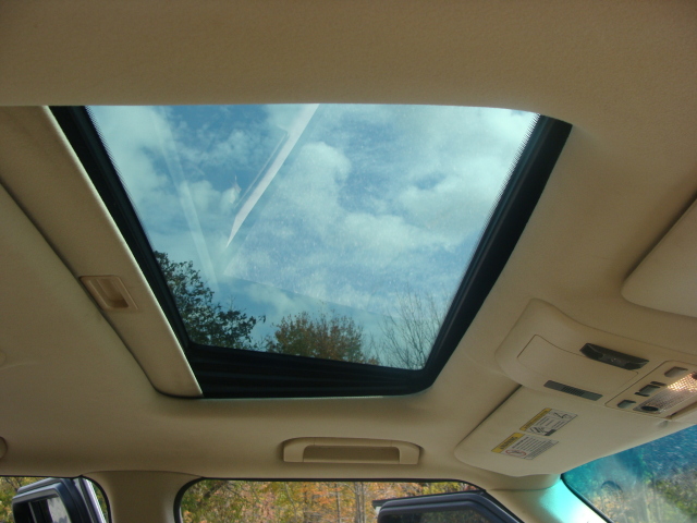 D2 Interior sunroof cover and cargo cover question - Land Rover Forums ...