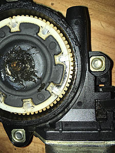 Yes, another window motor/regulator thread.  Different from the rest, I think.-photo719.jpg