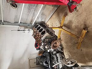 Does this sounds like a loose liner or stuck lifter/ bad rockers or valves?-20180123_192235.jpg