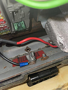 Firewall Wiring and Grounding Points by Steering Column Fuse Box?-photo856.jpg