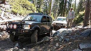 How many off-road their Lr3 ? Let's see photos-discoverer-flexing.jpg