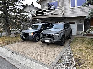 Competition in the driveway...-img_2113.jpg