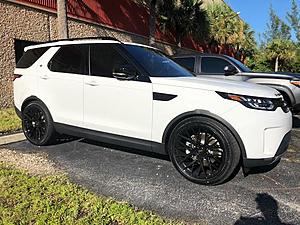 New Land Rover owner-2017-discovery-hse-1.jpg