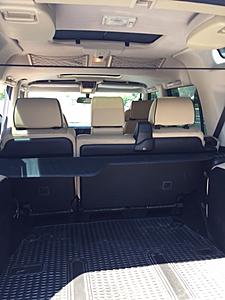 For Sale - 2004 Discovery SE7 Trail Edition-jump-seat.jpg