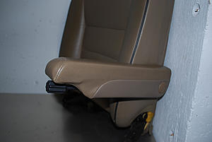 DII Front Seatbacks - Bahama Beige-dsc_0311.jpg