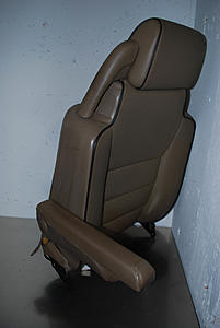 DII Front Seatbacks - Bahama Beige-dsc_0313.jpg