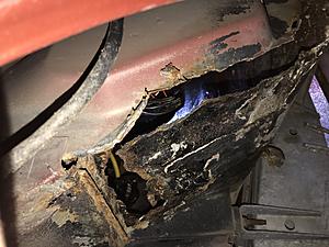 WTB 2004 Discovery-img_4766.jpg