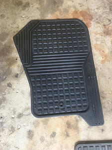Lr3 all weather floor mats. Oem Land Rover floor mats-photo277.jpg