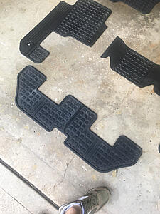 Lr3 all weather floor mats. Oem Land Rover floor mats-photo664.jpg