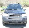 2003 Land Rover Freelander SE-1-whole-car-front.jpg